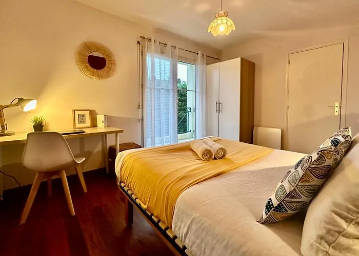 Le Nautilus-chaleureux Appart-terrasse Et Parking