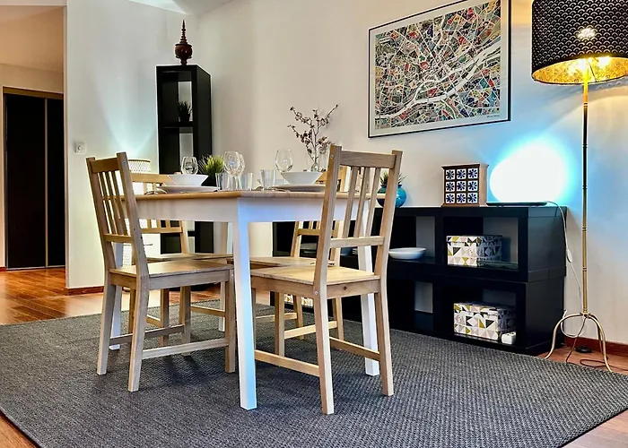 Apartmán Le Nautilus-chaleureux Appart-terrasse Et Parking Nantes