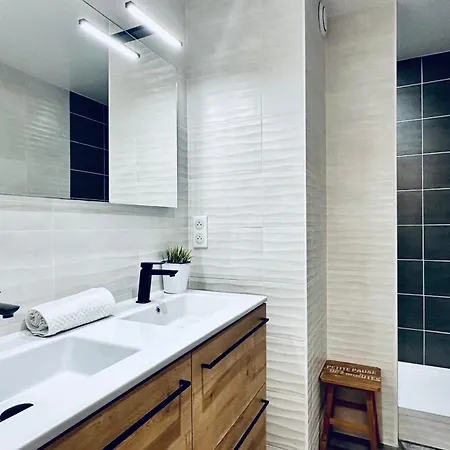 Le Nautilus-chaleureux Appart-terrasse Et Parking * Nantes